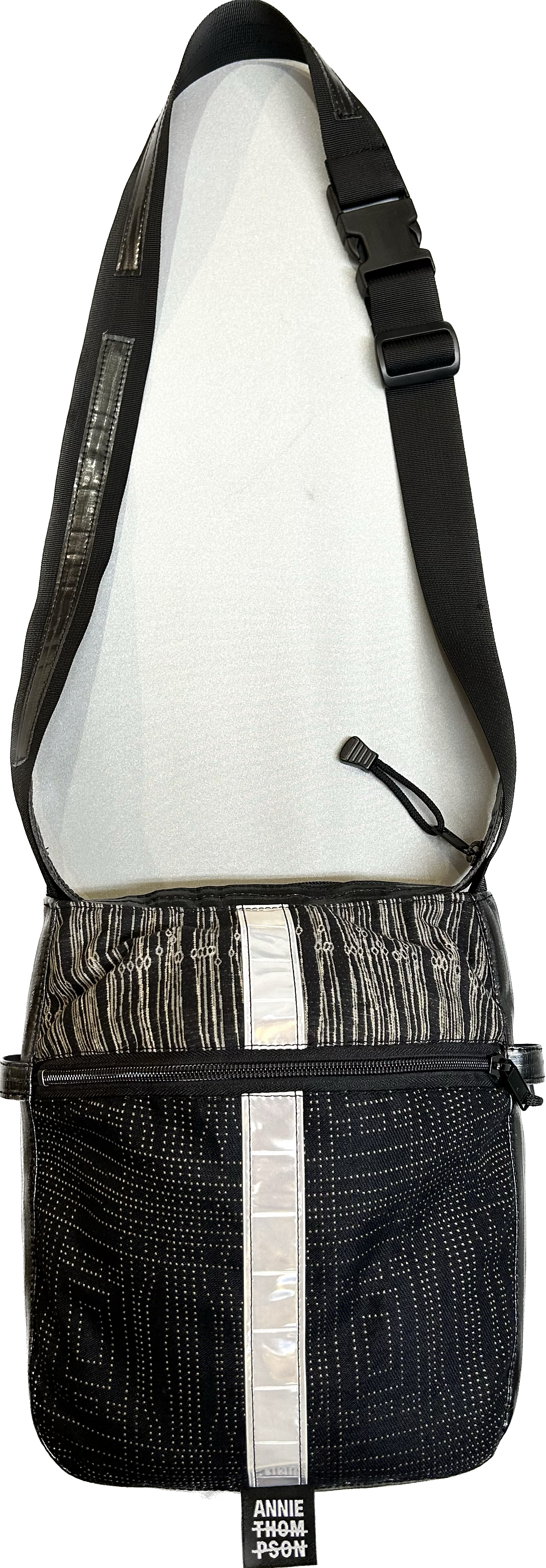 Lucky Tortoise bag - black grey - Personal Baggage cross-body/shoulder bag