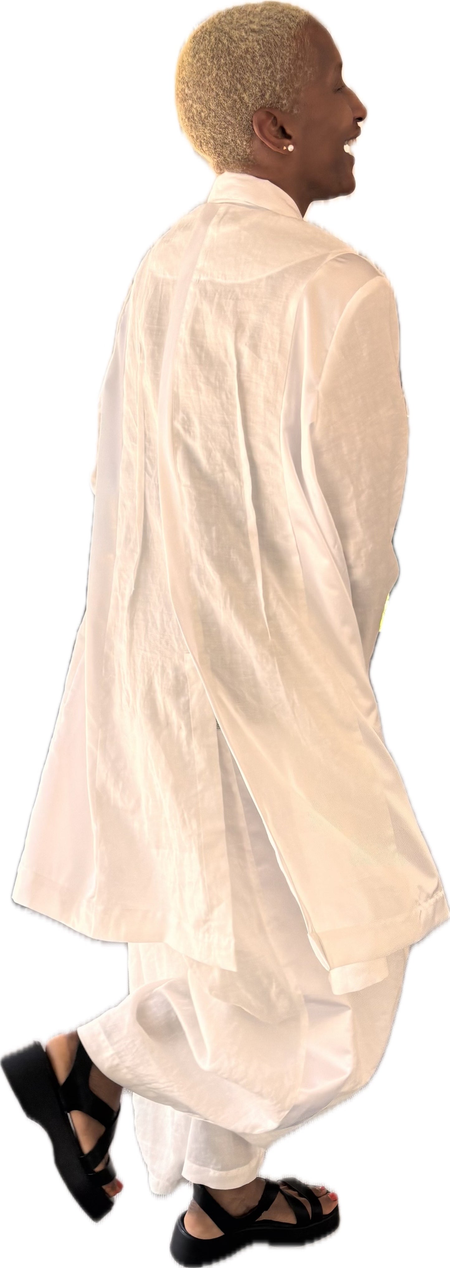 Nomada - a luxe, modern, travel-ready, organic ecru ramie jacket.