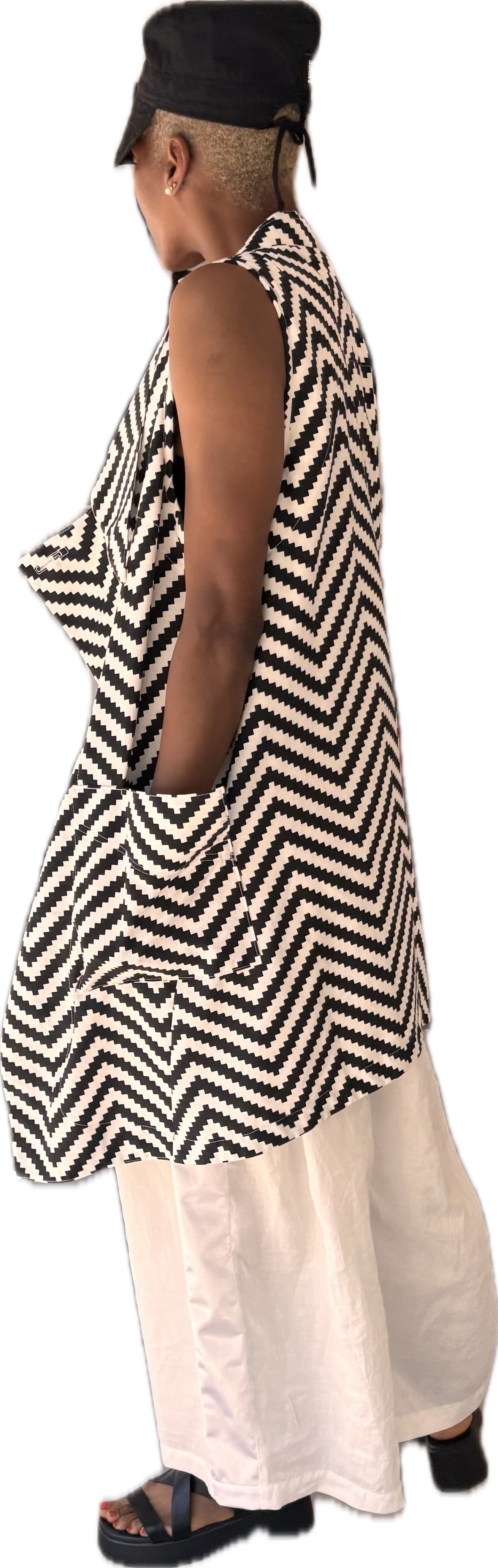 Hakamata ZigZag vest - 100% black and white geometric print cotton