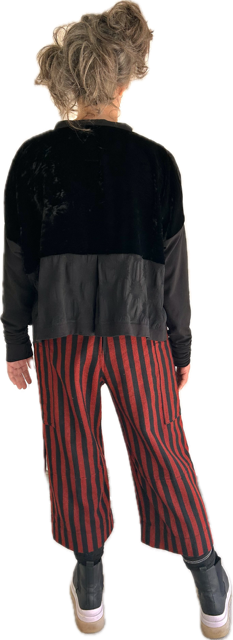 Velvet Black Jack - sweater jacket