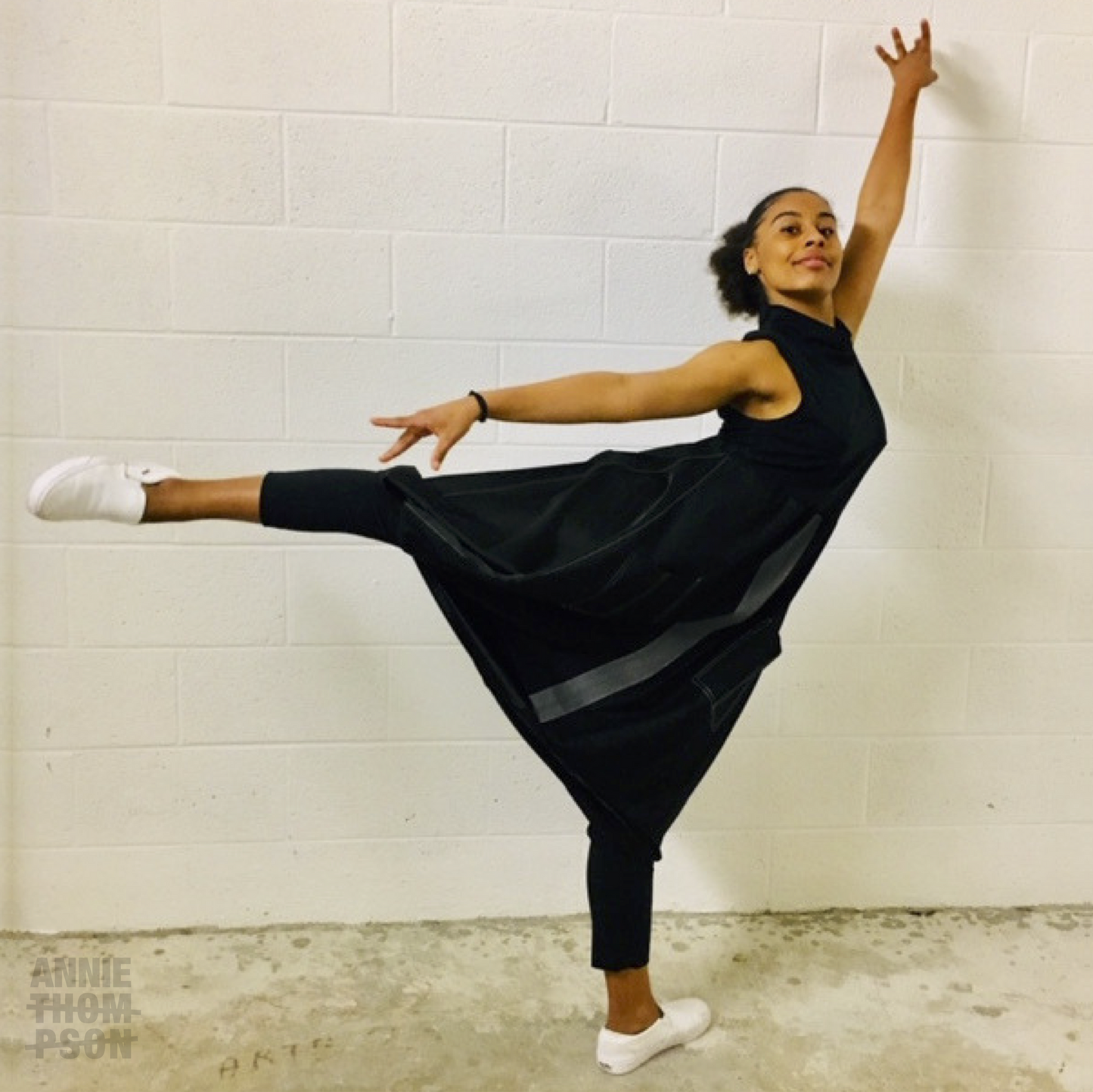 Dancer Black Box Jumper I Black