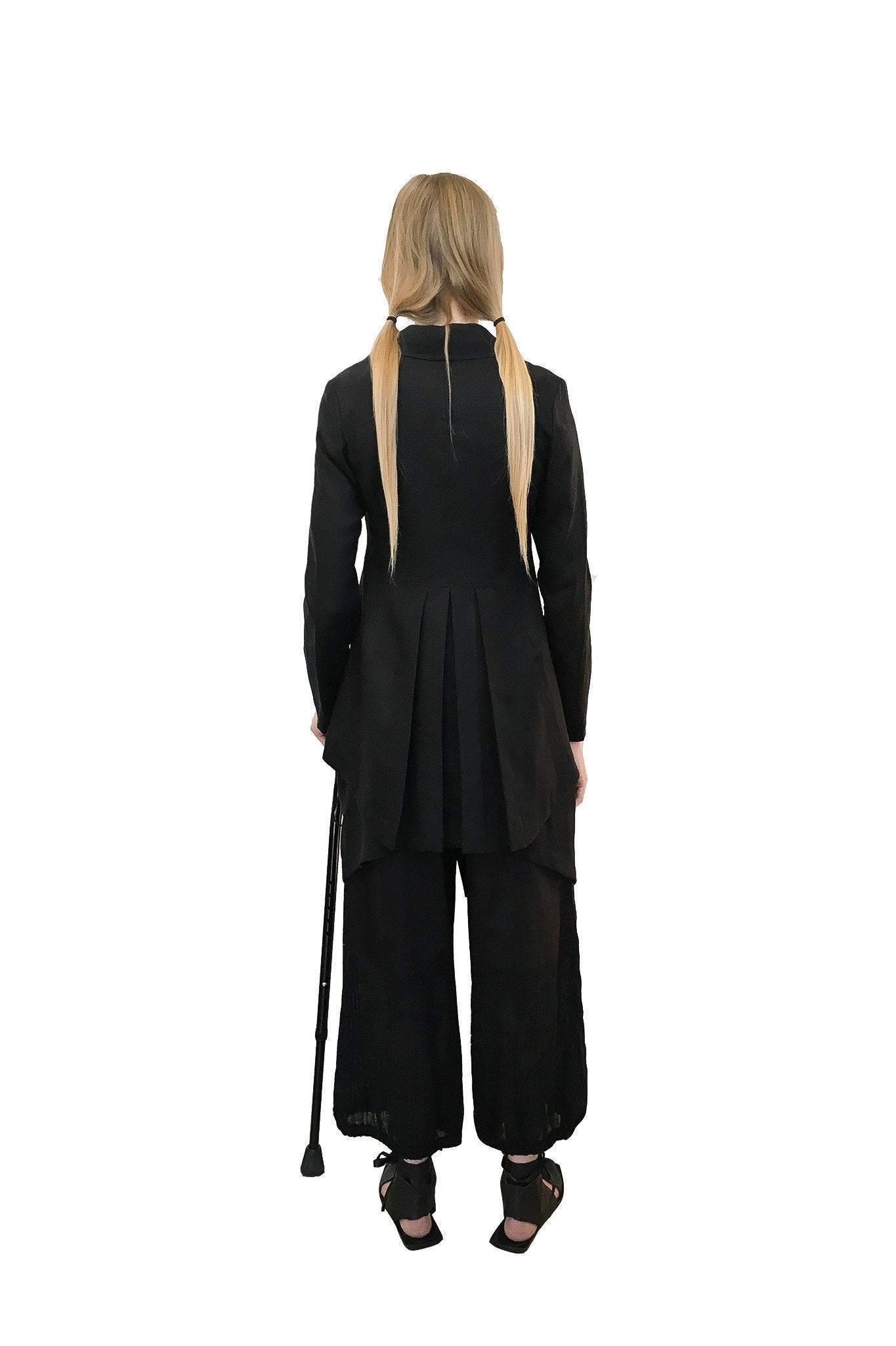 B Star Jacket I Black Linen