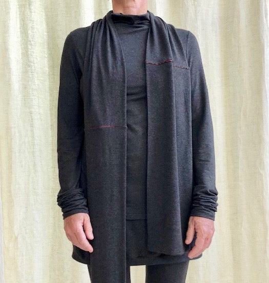 The AVA scarf - cacao - AT 2020/40 MicroBE collection