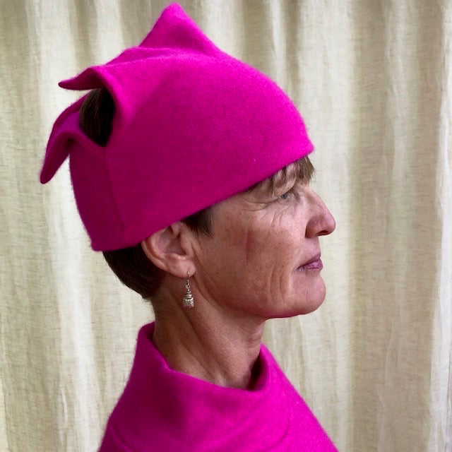 Hot Head ear cozy hat - AT 2020/40 MicroBE collection