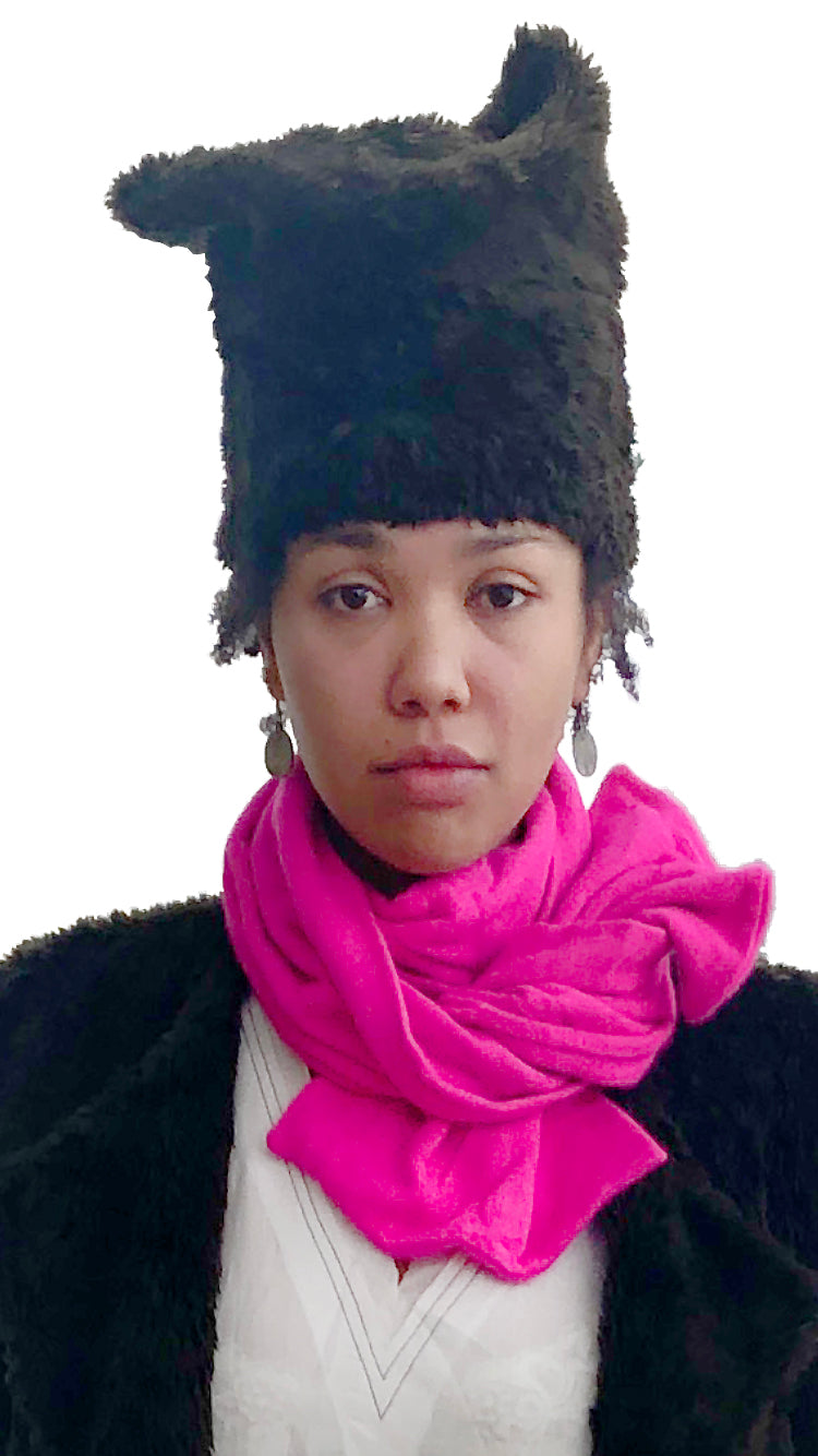 CHARLOTTE fuschia angora scarf