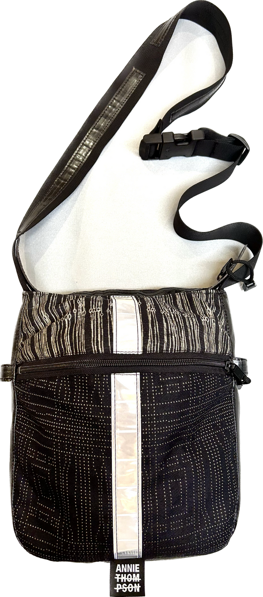 Lucky Tortoise bag - black grey - Personal Baggage cross-body/shoulder bag