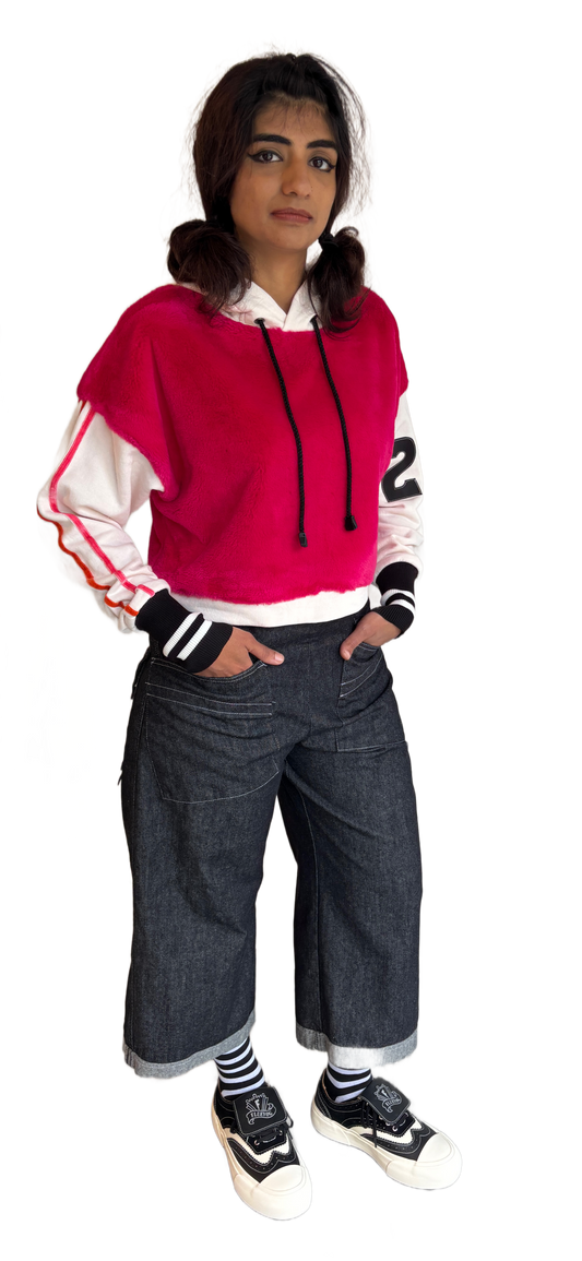 Le Hoodie Bombe - Hottie Lady Hoodie - fuchsia fun fur + ecru fleece
