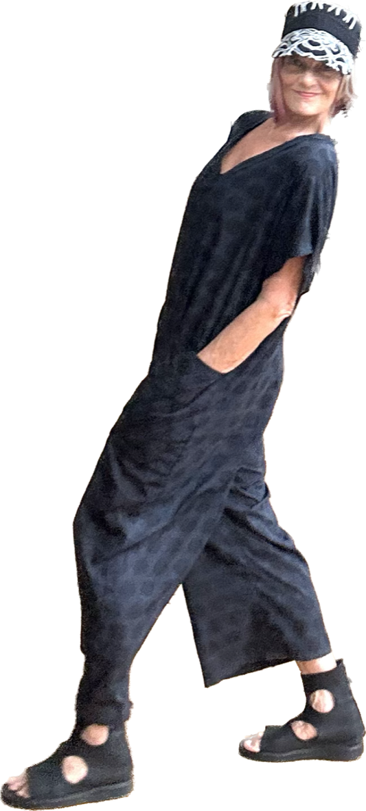 Slushie Jumpsuit | Black navy dot