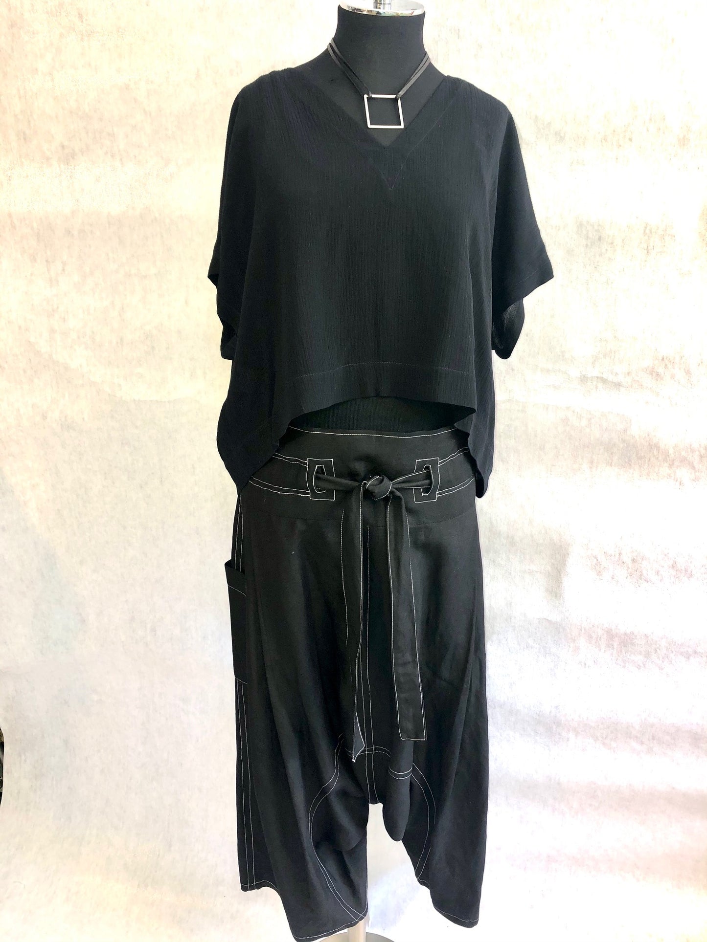 Comet Crop Top I Black Cotton Viscose