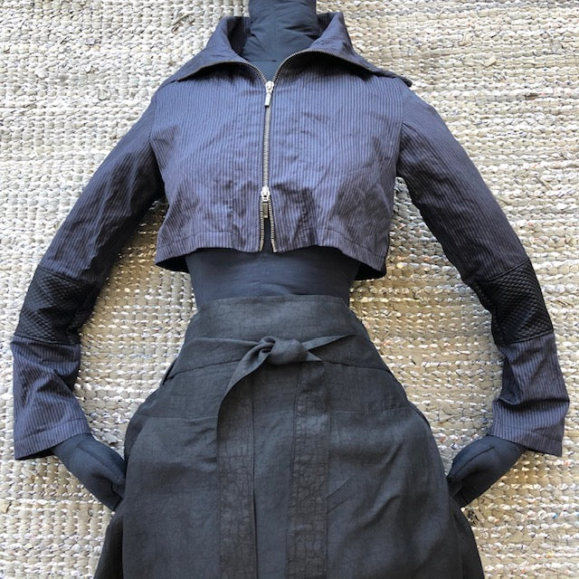 Metropolitan Compact Jacket I Prato Pinstripe + Black Waffle Knit